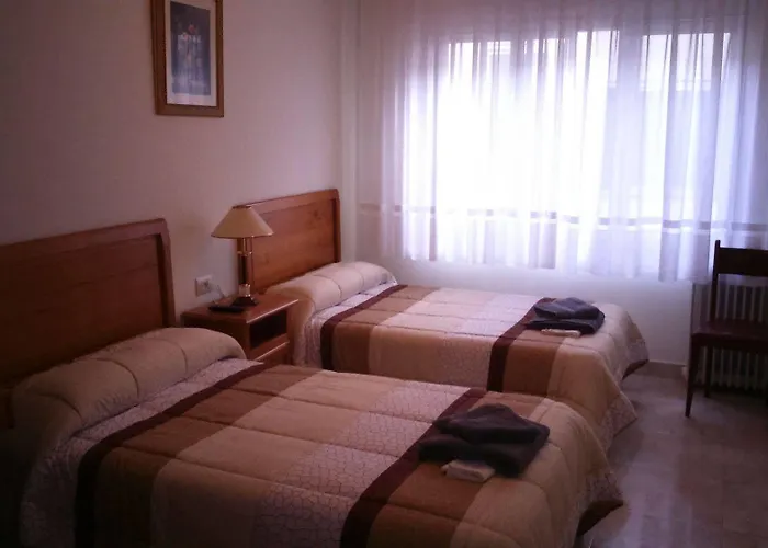 ゲストハウス Conde Rey 3*